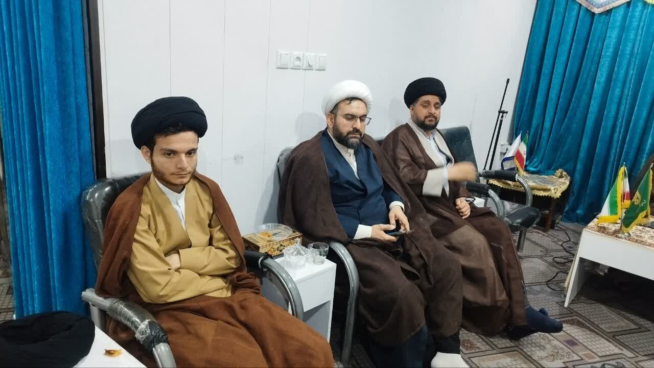 دشمن به‌واسطه حضور ملت ایران تاکتیک نظامی خود را تغییر داده است