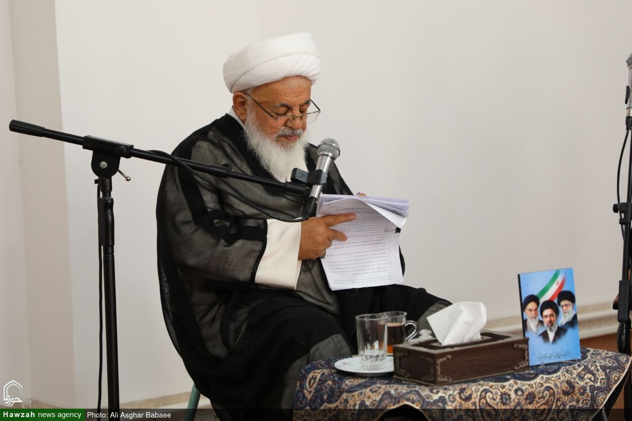 نشست هماهنگی برنامه های دهه امامت و ولایت در یزد