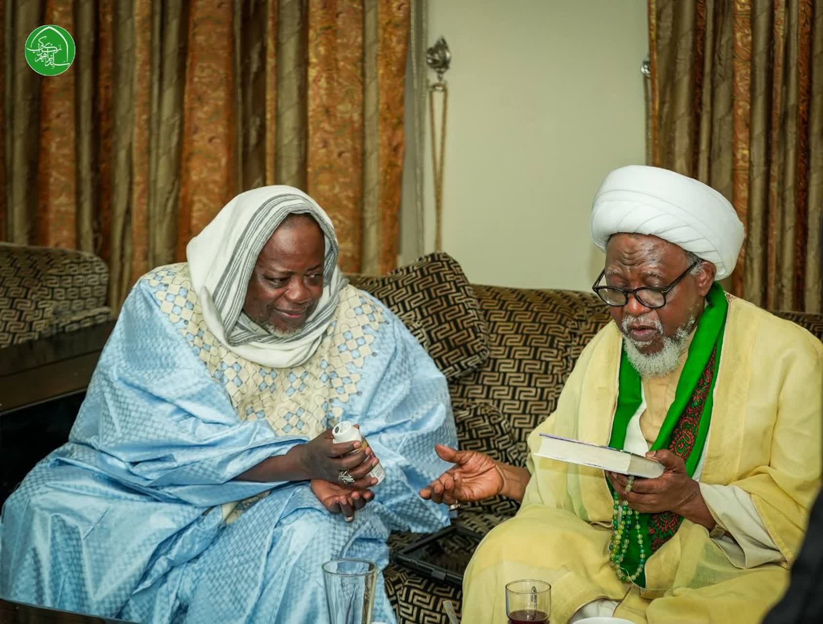 Ziyarar Sheikh Abdulletif Inyass ga Sheikh Zakzaky (H) + Hotuna