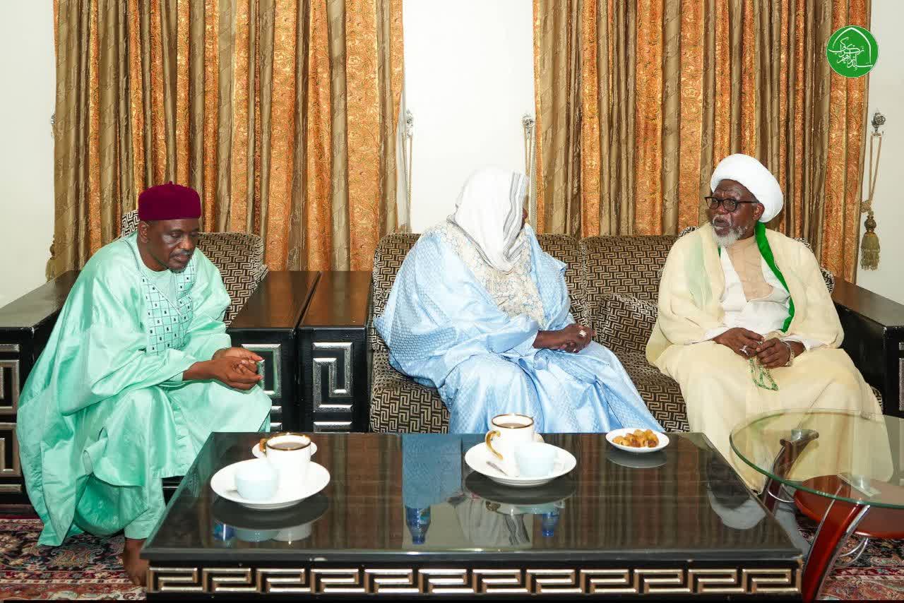 Ziyarar Sheikh Abdulletif Inyass ga Sheikh Zakzaky (H) + Hotuna