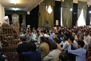 हम दुनिया और आख़िरत में अहले-बैत (अ) के साथ कैसे रह सकते हैं?