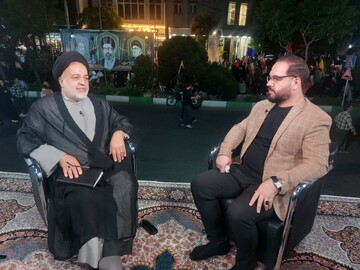 امروز پرچم ایران نماد مقاومت و همبستگی در جهان است