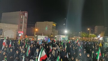 فیلم| هفتاد و چهارمین گردهمایی مردم زرندیه مؤمن در میدان امام حسین (ع)