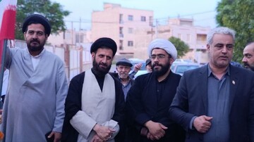 تصاویر / حضور امام جمعه گرمسار در میان دانش آموزان شرکت کننده در طرح «سه میم»
