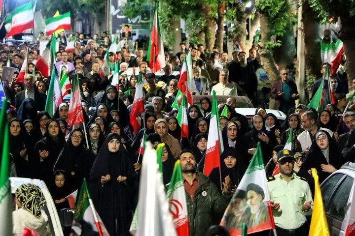 تصاویر/ هفتادوچهارمین شب ایستادگی مردم انقلابی ابهر