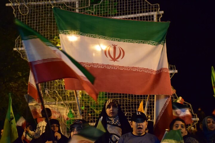 تصاویر/ هفتادوچهارمین شب ایستادگی مردم انقلابی ائل گلی تبریز