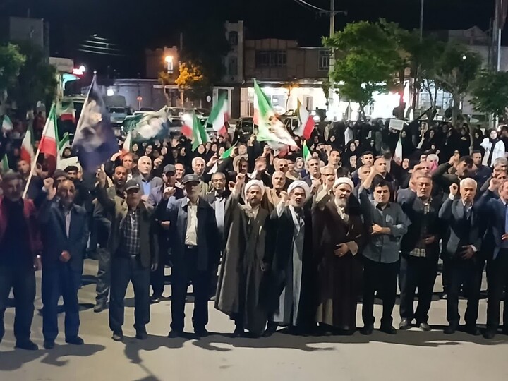 تصاویر/ هفتادوچهارمین شب ایستادگی مردم انقلابی مرند