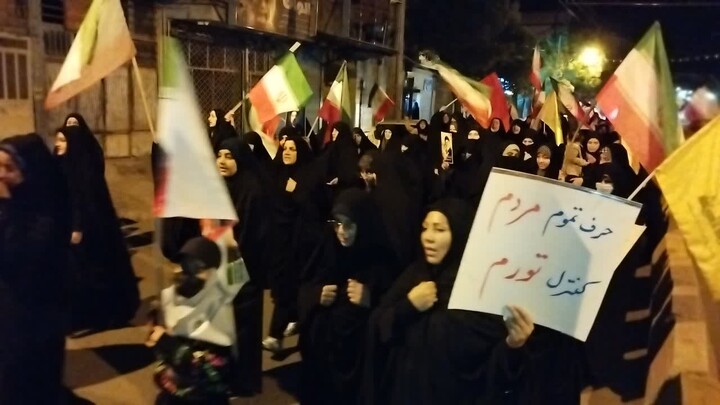 تصاویر/ هفتادوچهارمین شب ایستادگی مردم انقلابی هیدج