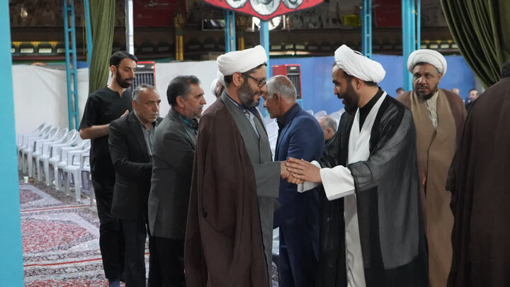 تصاویر/ حضور جمعی از مسئولان نهادهای حوزوی در مراسم چهلمین روز شهادت شهیدان مهدور
