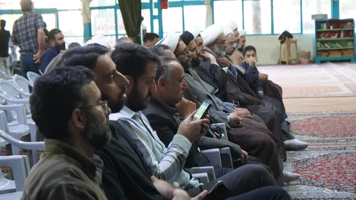 تصاویر/ حضور جمعی از مسئولان نهادهای حوزوی در مراسم چهلمین روز شهادت شهیدان مهدور
