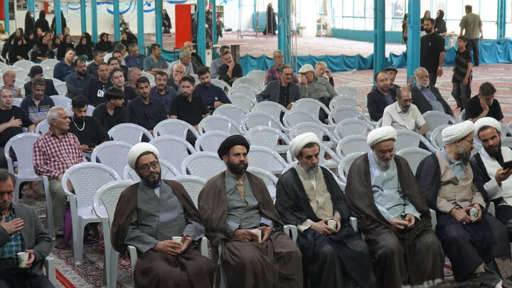 تصاویر/ حضور جمعی از مسئولان نهادهای حوزوی در مراسم چهلمین روز شهادت شهیدان مهدور
