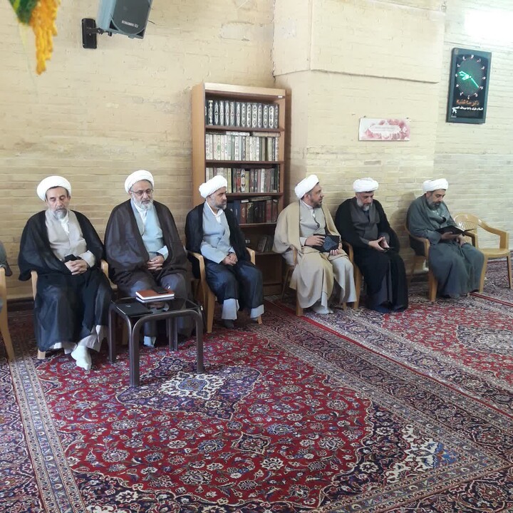 تصاویر|مراسم بزرگداشت شهید حجت الاسلام خسروانی و درگذشت حجت الاسلام  موسوی از طلاب و فضلاء حوزه علمیه اصفهان