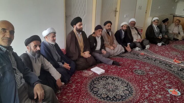 تصاویر/ تجلیل روحانیون معمّر لاریجان