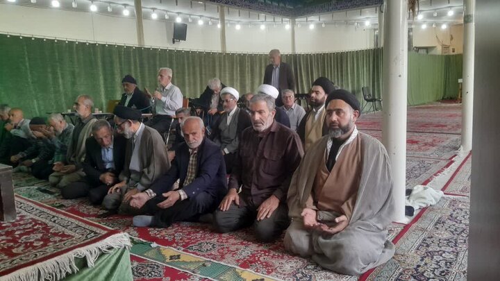 تصاویر/ تجلیل روحانیون معمّر لاریجان