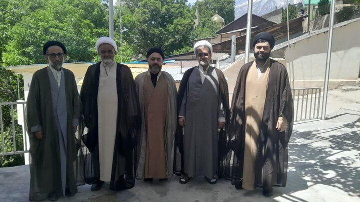 تصاویر/ تجلیل روحانیون معمّر لاریجان