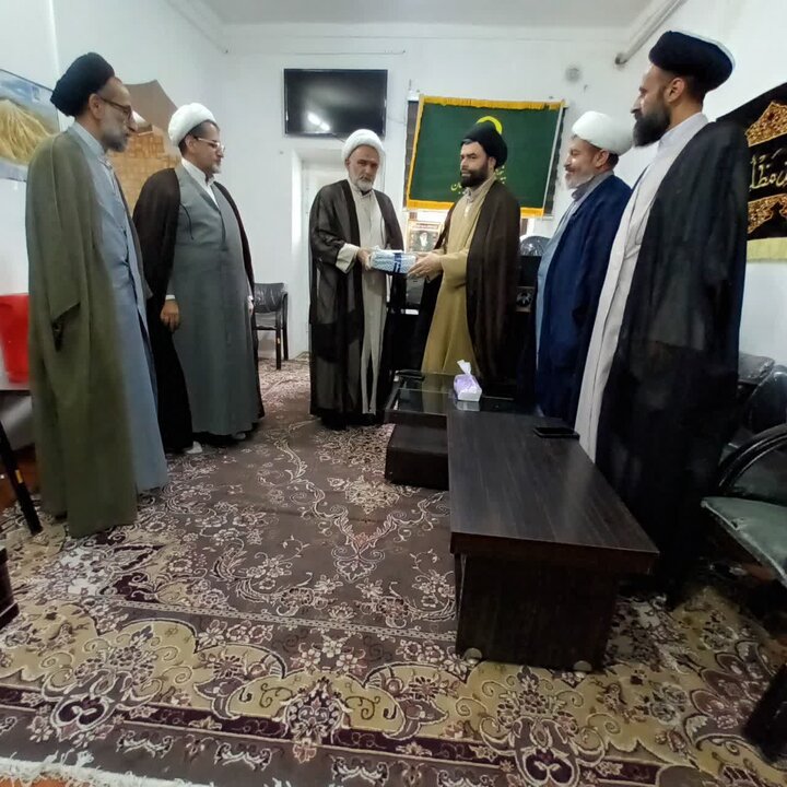 تصاویر/ تجلیل روحانیون معمّر لاریجان