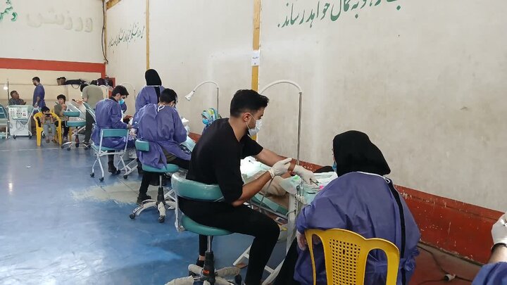 تصاویر / بازدید امام جمعه دابودشت از اردوی جهادی درمانی
