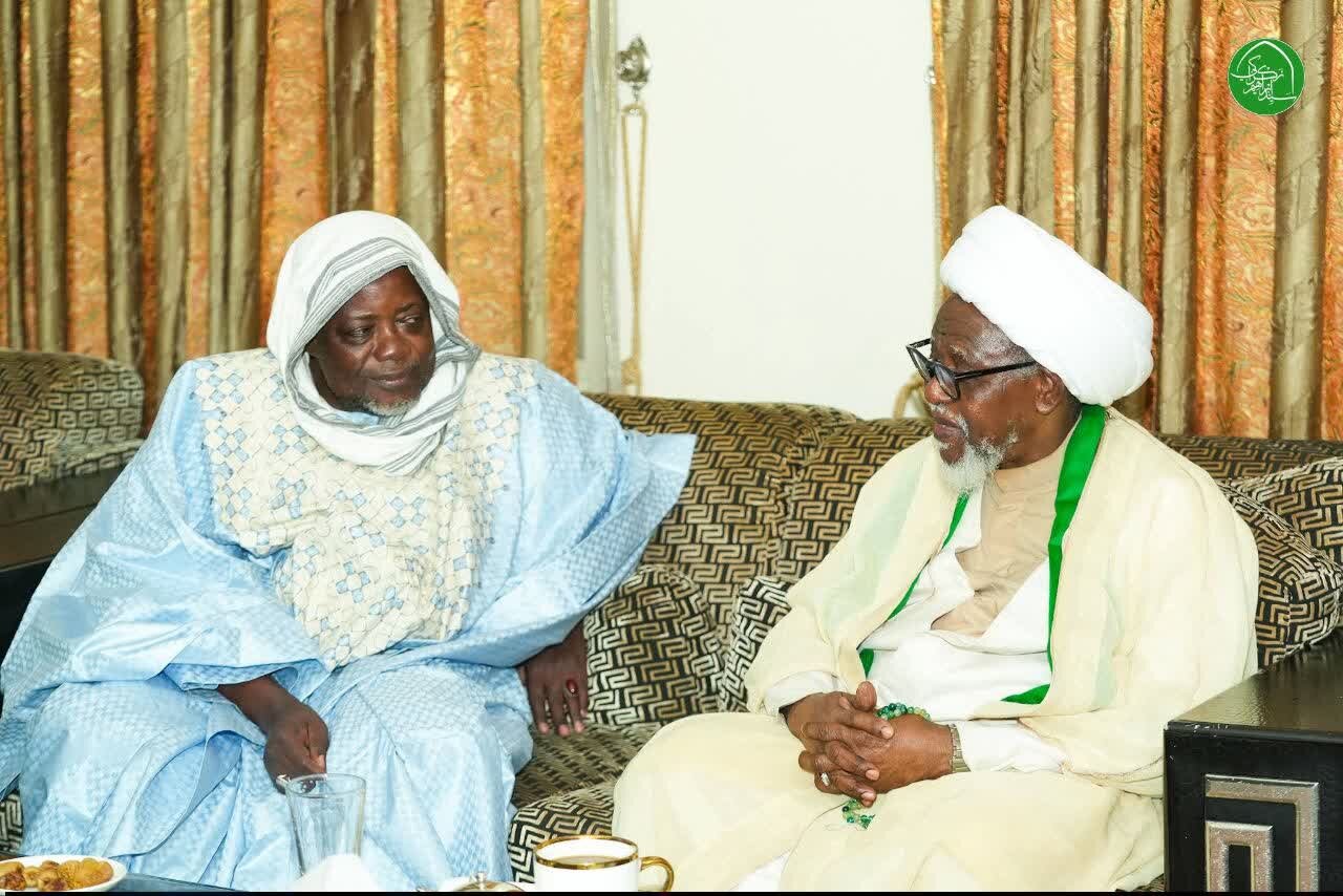 Ziyarar Sheikh Abdulletif Inyass ga Sheikh Zakzaky (H) + Hotuna