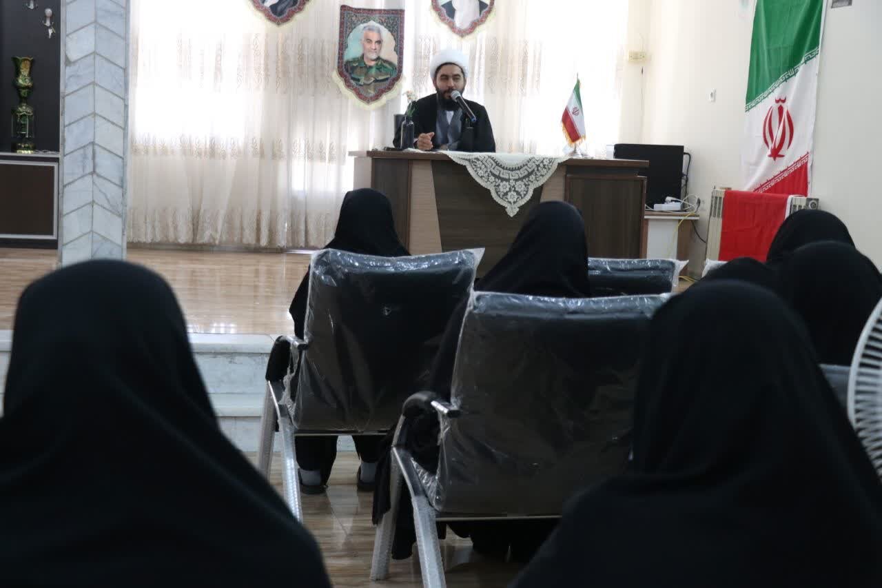 نشست تبیینی مدرسه علمیه تخصصی رکن الهدی کرمان