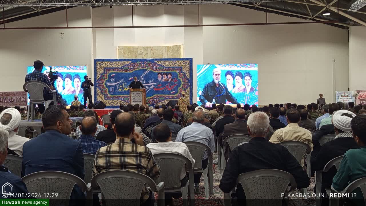 اصفهان در خط مقدم ایستادگی و پاسداری از انقلاب اسلامی قرار دارد