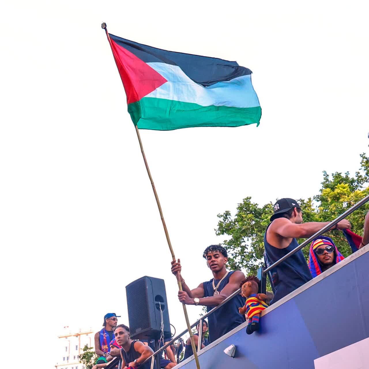 Nyota wa Barcelona apeperusha bendera ya Palestina