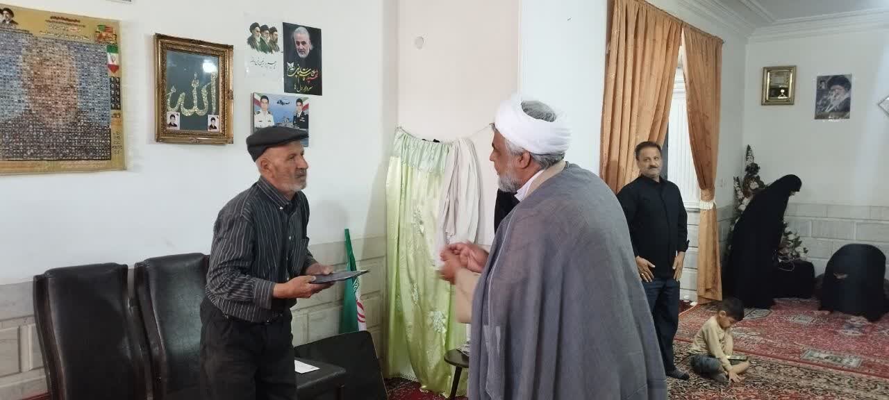 دیدار مدیر حوزه علمیه خواهران سیستان و بلوچستان با خانواده شهید نمرودی