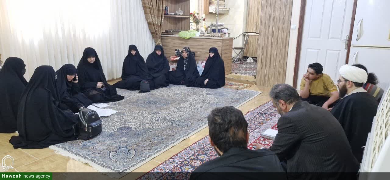 حمایت مدرسه علمیه خواهران صادقیه تبریز از خانواده آسیب‌دیده جنگ رمضان