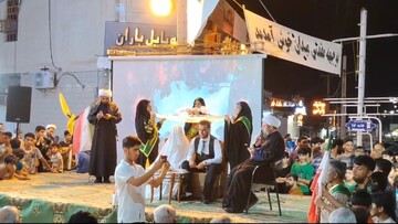 فیلم| جاری شدن خطبه عقد زوج جوان در اجتماع مردم چغادک