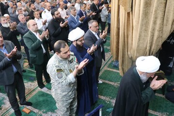 تصاویر/ برگزاری نماز عبادی سیاسی جمعه در قرچک
