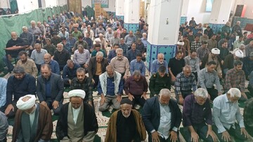 تصاویر/نماز عبادی سیاسی جمعه بخش کویرات