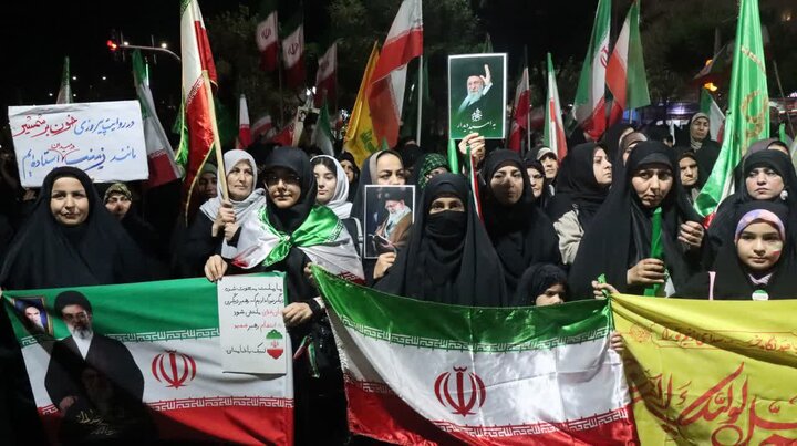 تصاویر/ موج هفتادوپنجم اجتماع مردمی در باقرشهر و کهریزک