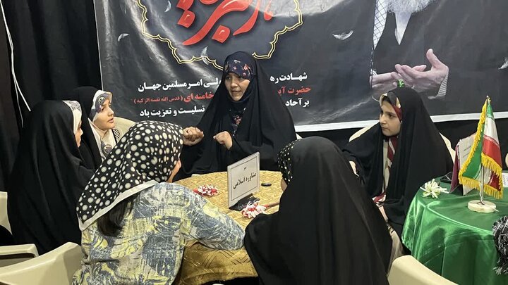 تصاویر/ فعالیت موکب مدارس علمیه آیت اللّه اعتمادی درهفتاد و پنجمین شب میدان داری مردم کاشان