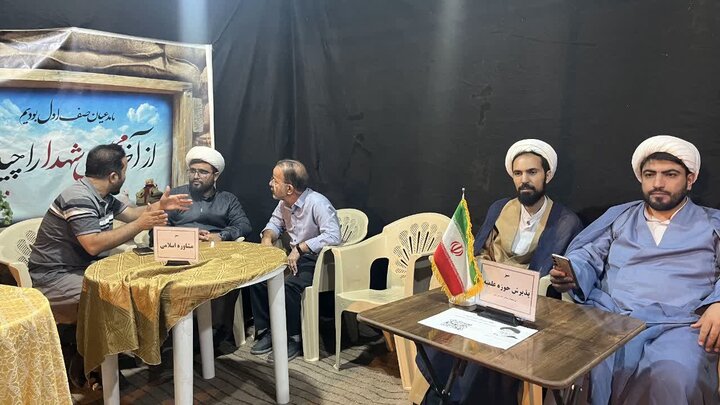 تصاویر/ فعالیت موکب مدارس علمیه آیت اللّه اعتمادی درهفتاد و پنجمین شب میدان داری مردم کاشان