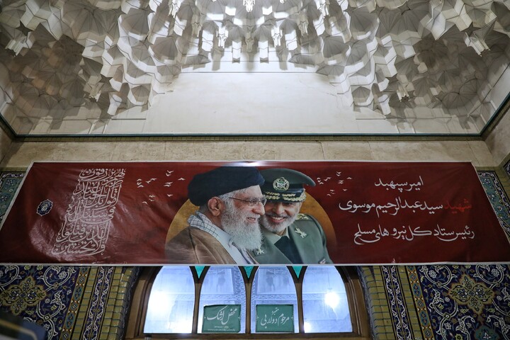 تصاویر/ مراسم اربعین خاکسپاری سپهبد شهید سید عبدالرحیم موسوی اردیبهشت حرم حضرت فاطمه معصومه(سلام‌الله‌علیها)
