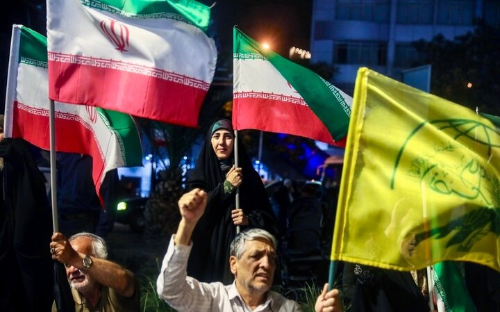تصاویر/ اجتماع حامیان وطن در میدان هفت تیر تهران