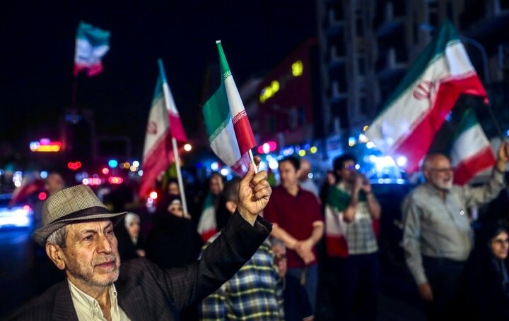 تصاویر/ اجتماع حامیان وطن در میدان هفت تیر تهران