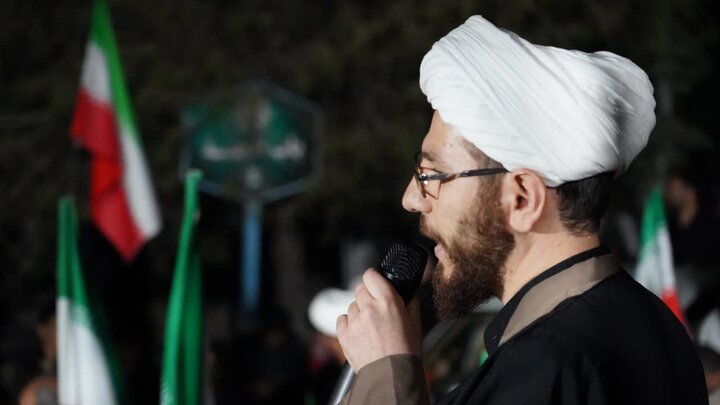تصاویر/ تجمع مردم شهرستان خوی در حمایت از نظام اسلامی و نیروهای مسلح در هفتاد و پنجمین شب متوالی