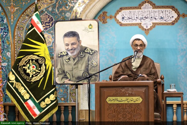 Photos/Cérémonie du 40e jour du martyre du général Seyed Abdolrahim Mousavi à Qom
