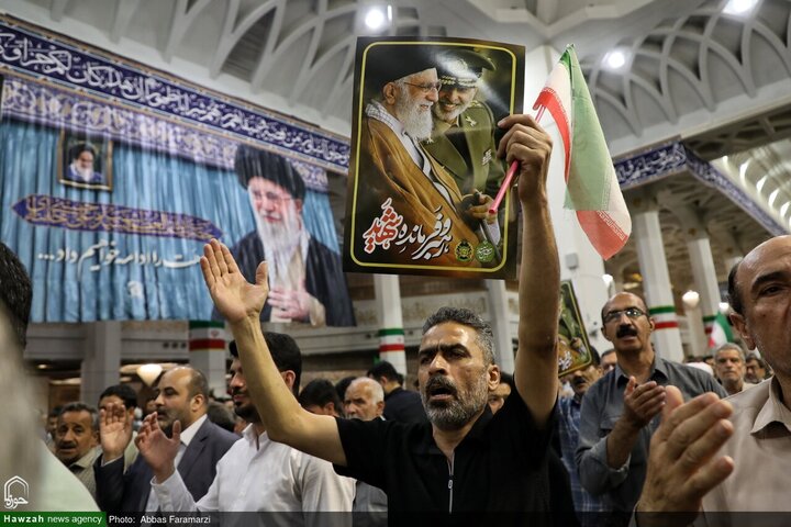 Photos/Cérémonie du 40e jour du martyre du général Seyed Abdolrahim Mousavi à Qom