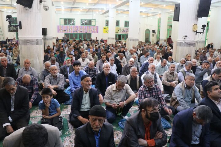 تصاویر/ برگزاری نماز عبادی سیاسی جمعه در قرچک
