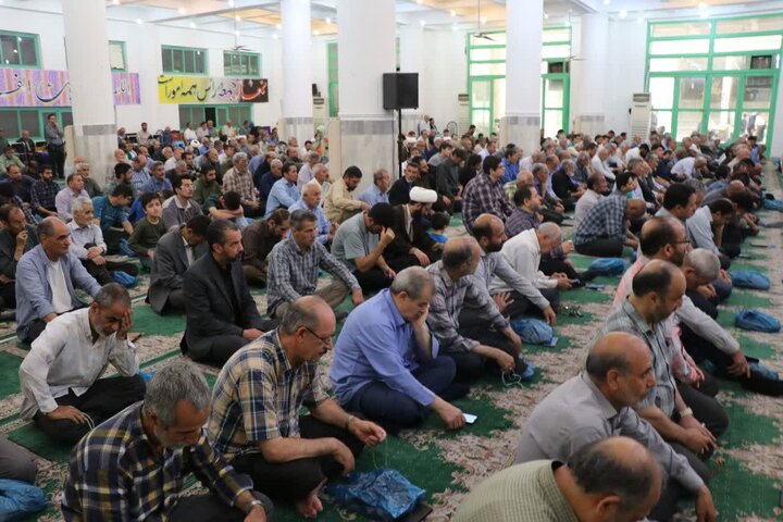تصاویر/ برگزاری نماز عبادی سیاسی جمعه در قرچک