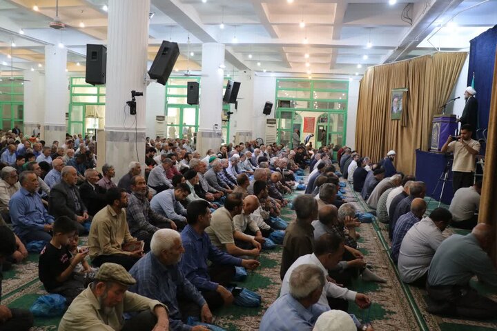 تصاویر/ برگزاری نماز عبادی سیاسی جمعه در قرچک