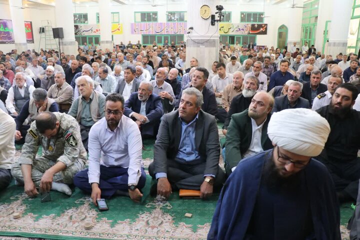 تصاویر/ برگزاری نماز عبادی سیاسی جمعه در قرچک