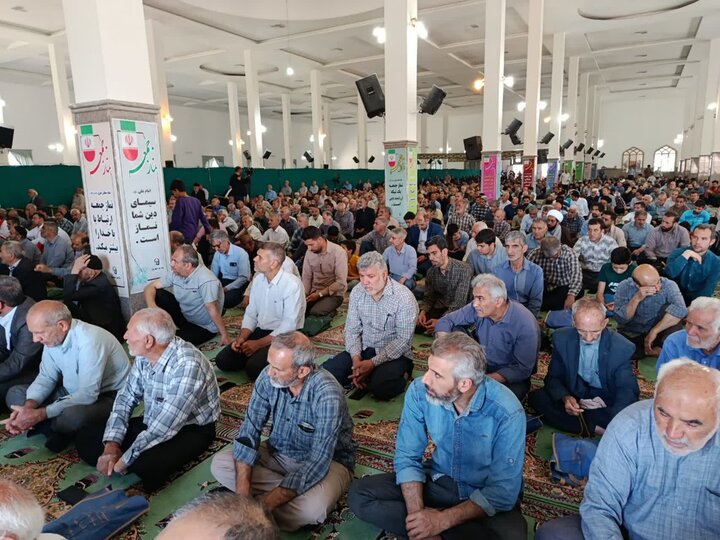 تصاویر/اقامه نماز عبادی سیاسی جمعه در ساوه