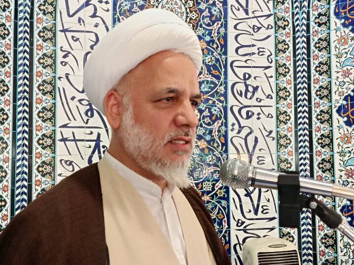 تصاویر/اقامه نماز عبادی سیاسی جمعه در ساوه