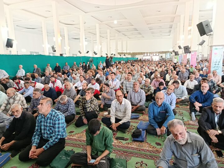 تصاویر/اقامه نماز عبادی سیاسی جمعه در ساوه