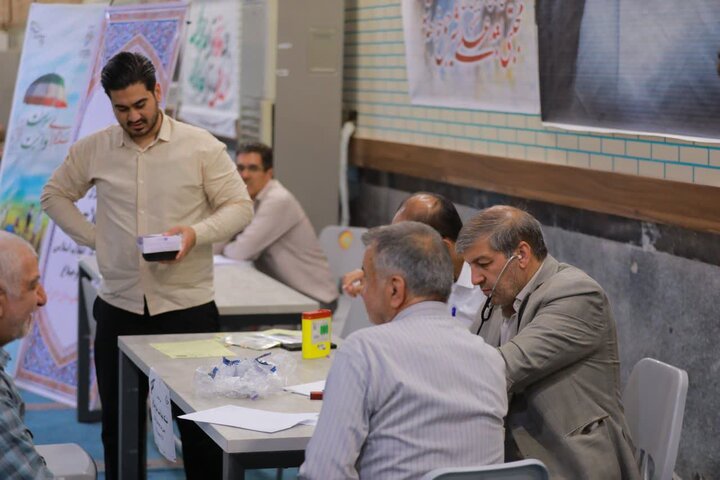 تصاویر/ نماز عبادی سیاسی جمعه در ساوجبلاغ
