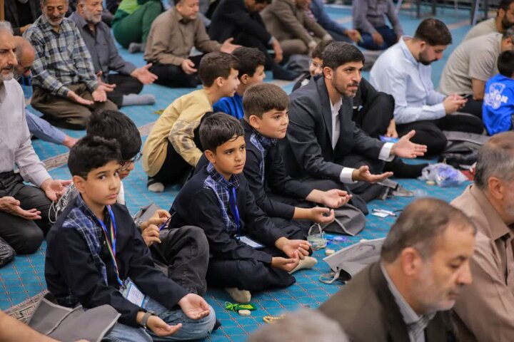 تصاویر/ نماز عبادی سیاسی جمعه در ساوجبلاغ