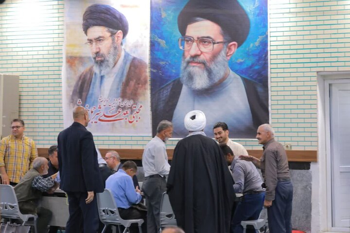 تصاویر/ نماز عبادی سیاسی جمعه در ساوجبلاغ