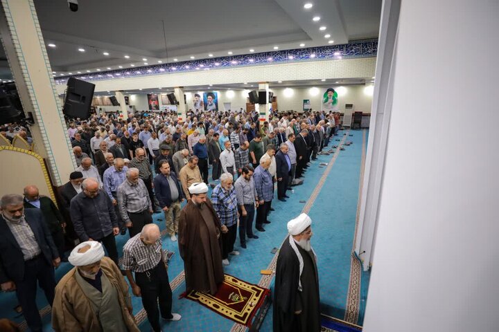 تصاویر/ نماز عبادی سیاسی جمعه در ساوجبلاغ
